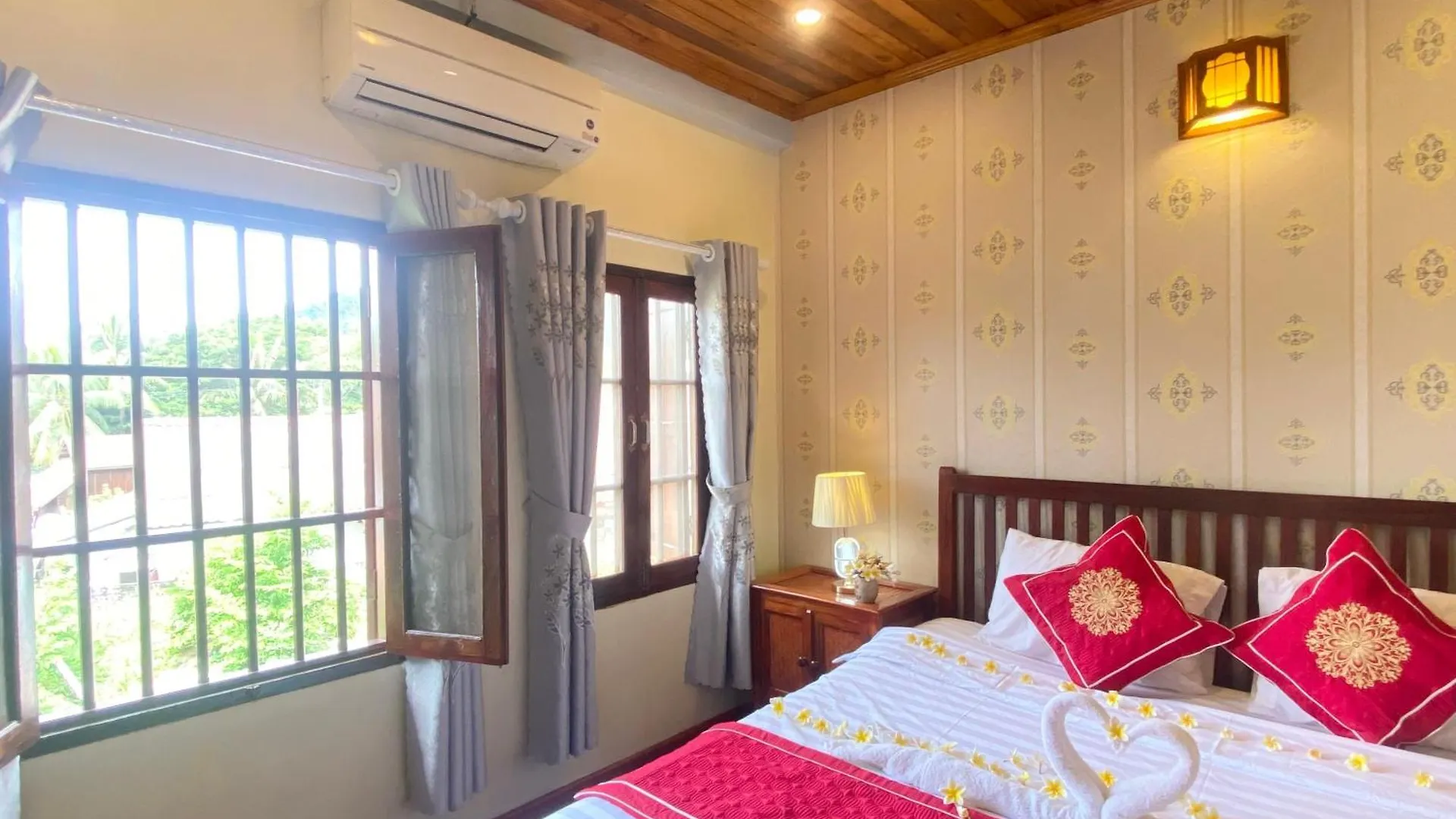 Golden Sun Hotel Luang Prabang